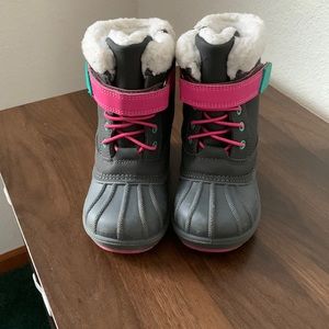 Cat & Jack girls snow boots